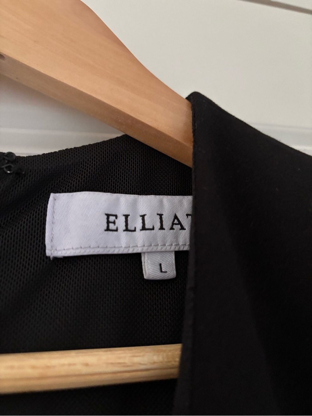 Elliatt Rapture Ruffle Midi Dress Classic Formal Large - Picture 5 of 6